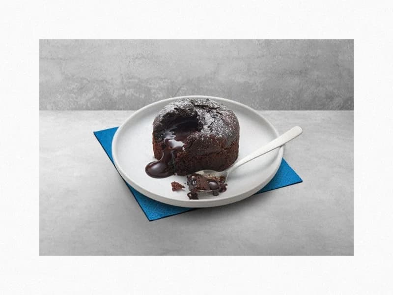 Chocolate Lava Crunch Cakes