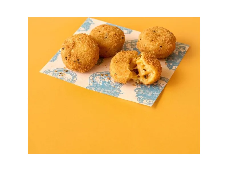 Cheddar & Black Pepper Mac Bites