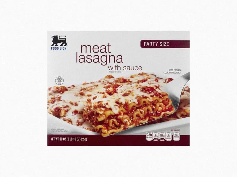 Meat Lasagna with Sauce Party Size
